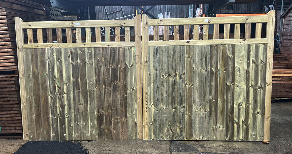 Custom built fencing